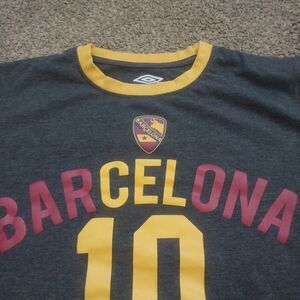 Umbro Barcelona #10 Soccer T-Shirt Mens Small Gray Gold Ringer Style Messi
